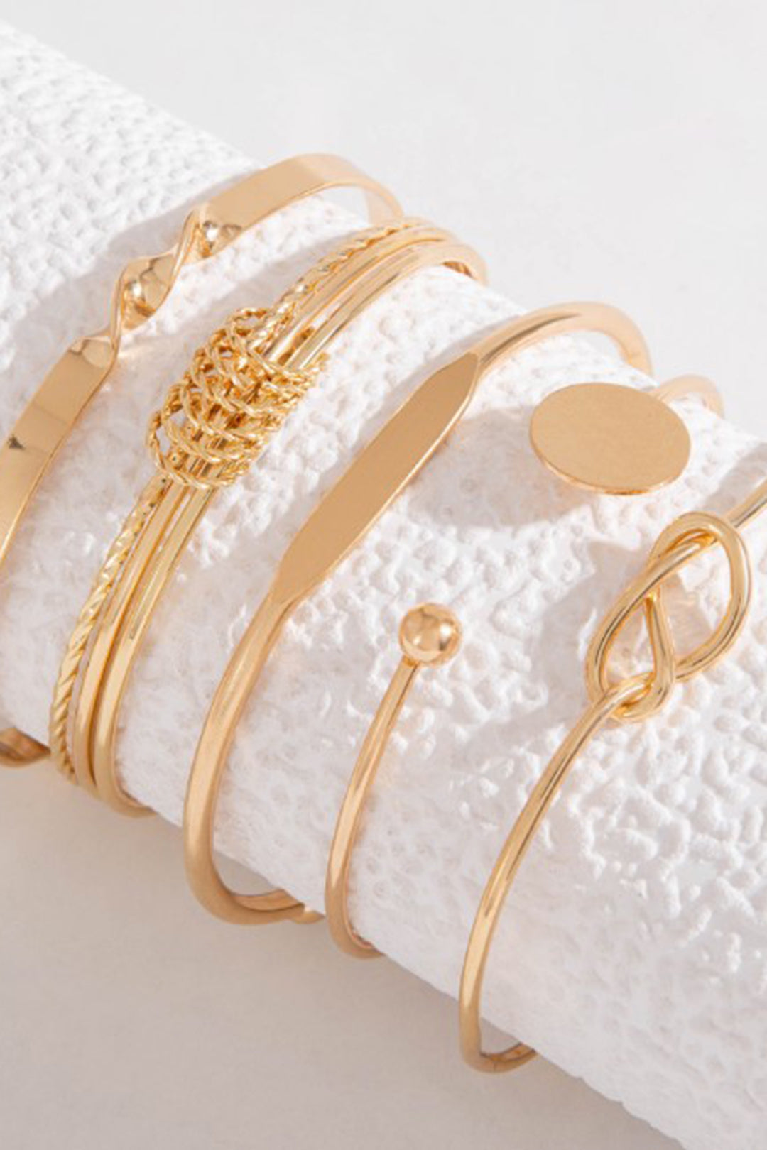 Synvia™︱Pulsera abierta geométrica con cadena