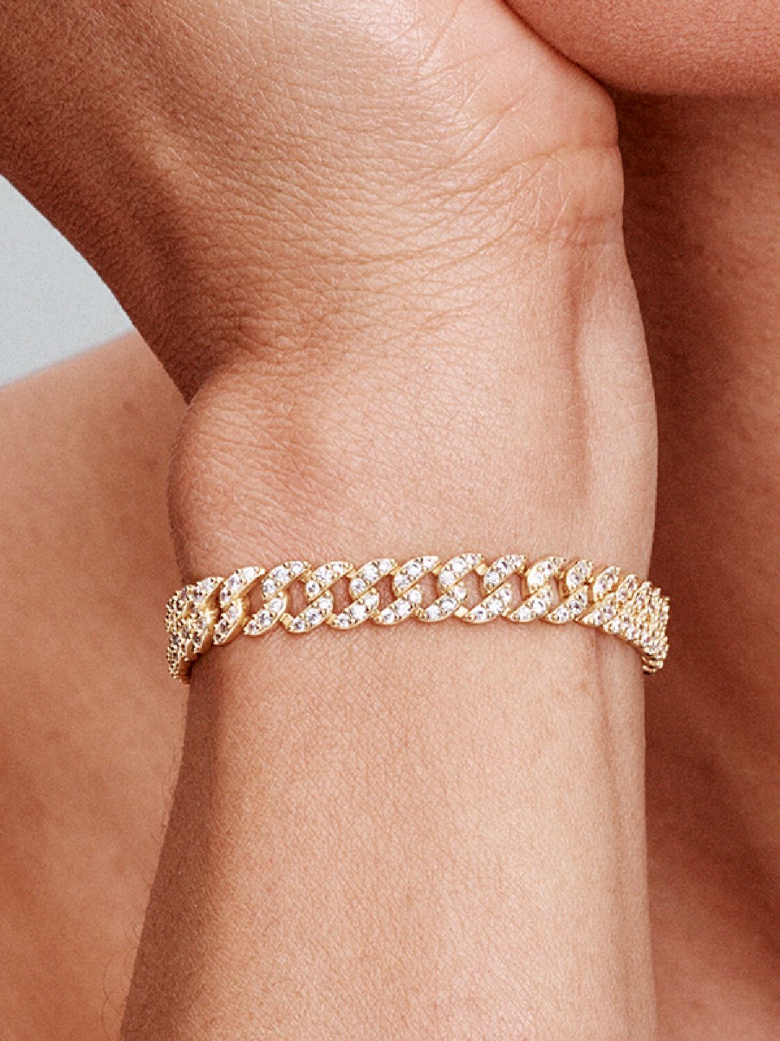 Carina™ | Impresionante pulsera de oro cubano con moissanita