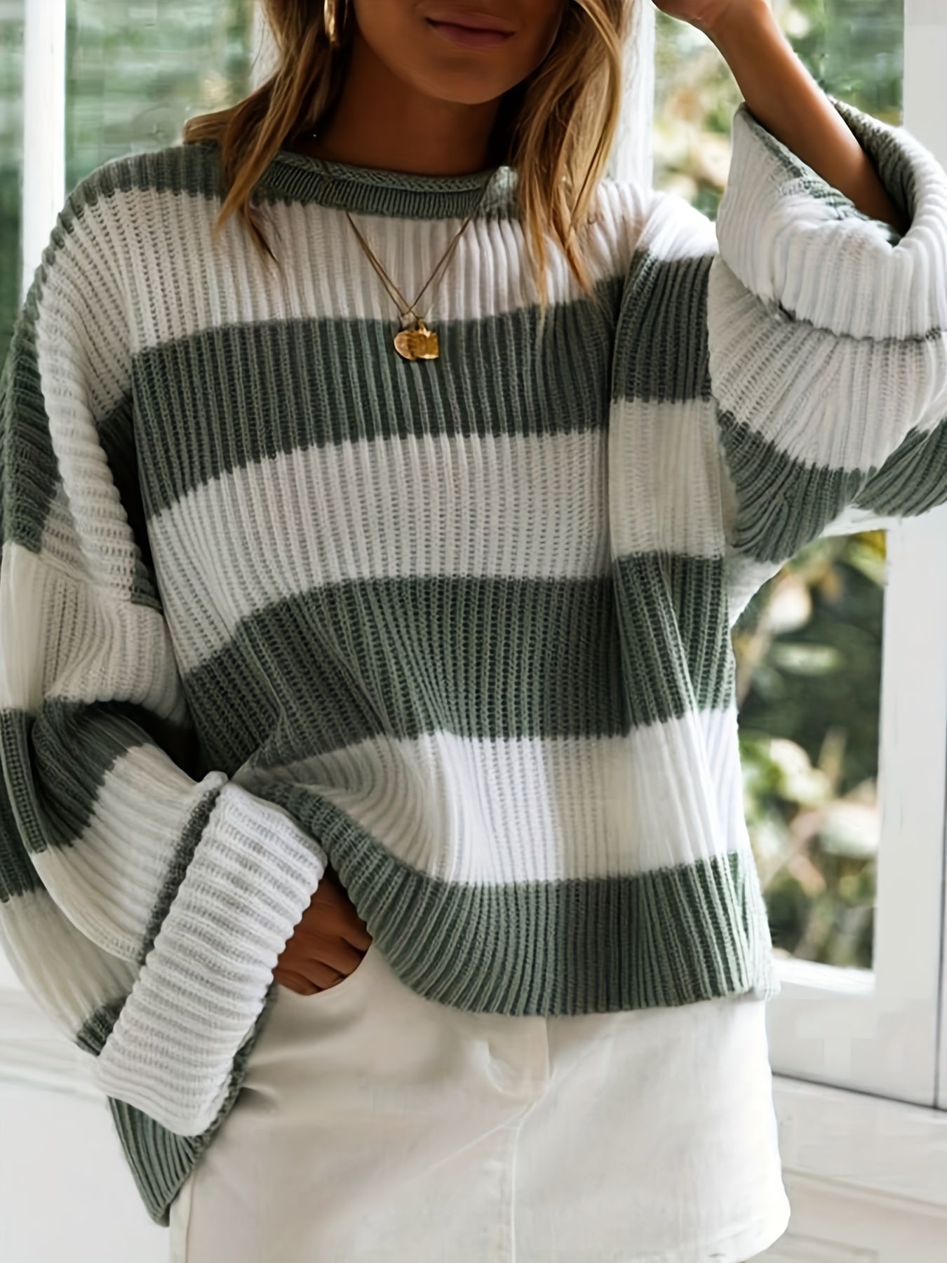 Matilda™ | Suéter de cuello redondo a rayas