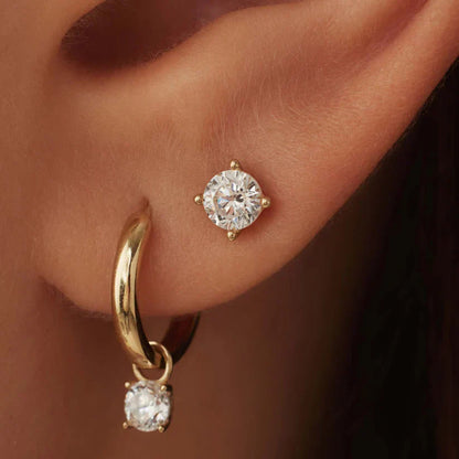 Saga™ | Elegantes pendientes de oro con piedras lunares